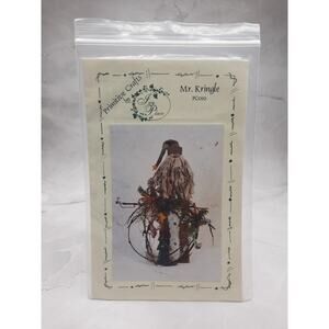 Vintage Primitive Crafts by Ivy Place Seasonal Decor Pattern Mr. Kringle PC010